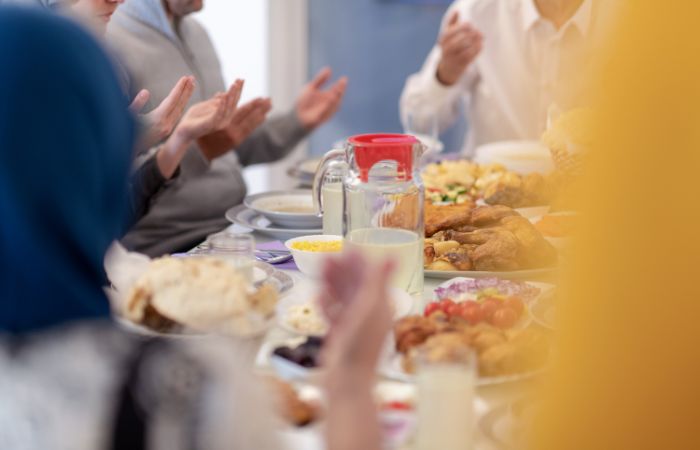 Religious customs Muslim in UAE